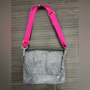 Lululemon Urban Messenger / Festival Messenger Bag